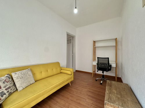 Apartamento En Alquiler Amoblado Parque Cordon Sur 1 Dorm.
