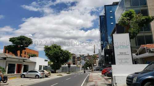 Imagen 4 de 20 de Lmgc Vende Casa O Terreno En Las Mercedes Con La Mejor Ubicación Cod: 22-23236