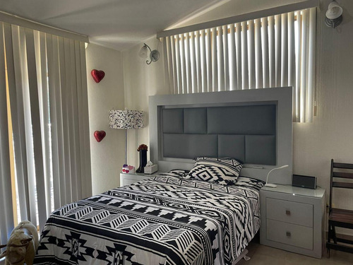 Casa En Venta En Villas De Irapuato, Irapuato, Gto.