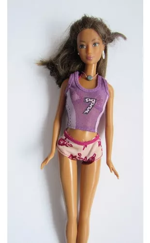 Boneca Barbie Morena Roupa de Praia