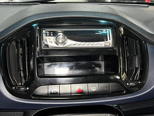 Fiat Uno 1.0 Attractive Flex 5p
