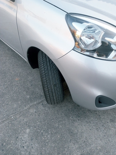 Imagem 3 de 13 de Nissan March 2015 1.6 16v S 5p