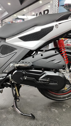 Moto Kymco 150 Super 8