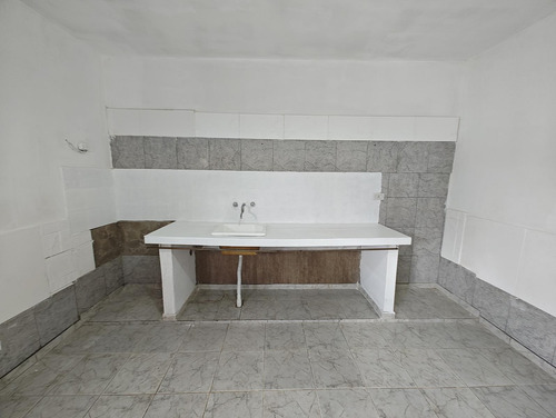Departamento En Alquiler En G. De Laferrere