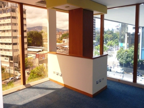 Imagen 7 de 12 de Oficina En Alquiler Urb. Los Palos Grandes C-19435
