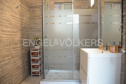 Casa En Venta Remodelada.