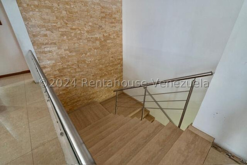 Casa En Venta Alto Hatillo Mls #24-29143 Sc