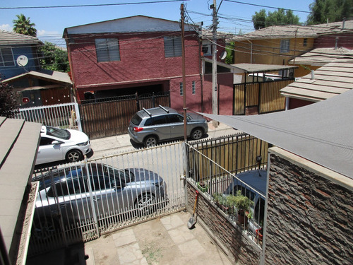 Casa Pje. Cerrado Parque Norte 2 Pisos 2 Dorm. Renca