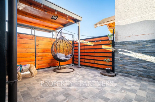 Estupenda Casa En Condominio Con Vista Al Mar