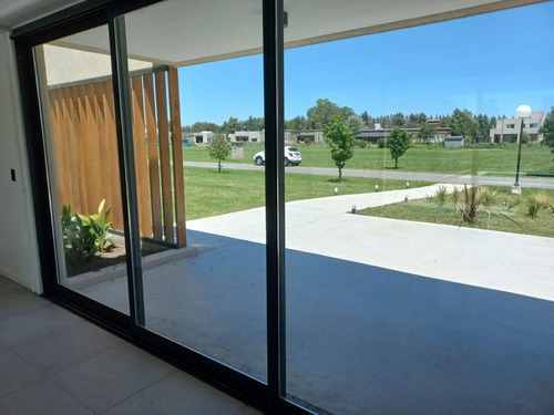 Imagen 5 de 26 de Casa - Canning (ezeiza)