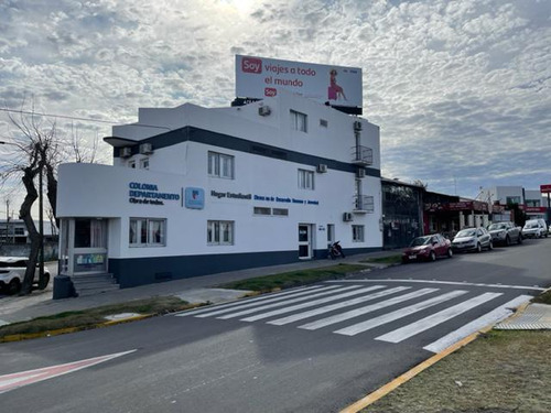 Lencke Vende - Excelente Edificio Comercial En Colonia Del Sacramento