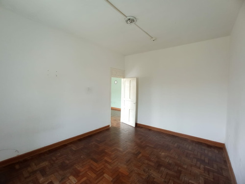 Oportuninade Casa · 250m2 · 2 Quartos Venda R$ 400.000