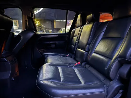 Nissan Armada 5.6 Se Piel Qc 4x2 At