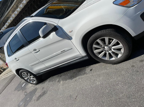 Imagem 1 de 9 de Mitsubishi Asx 2016 2.0 2wd Cvt 5p