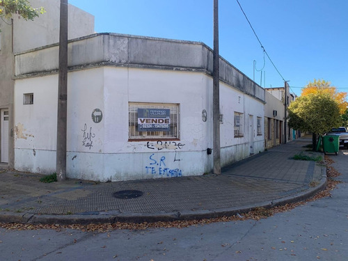 Imagen 2 de 8 de Venta- Casa Con Destino Comercial