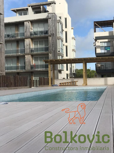 Imagen 1 de 10 de Departamento En Venta - Arenas 3 - Ostende .