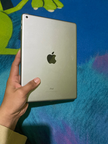 Apple Ipad 9.7 32gb 6ta Generacion Gris Espacial Gris Espacial (Usado)
