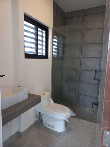 Imagen 7 de 10 de Estrena Casa En Esquina En Arbolada 4 Habitaciones Y Cuarto De Servicio