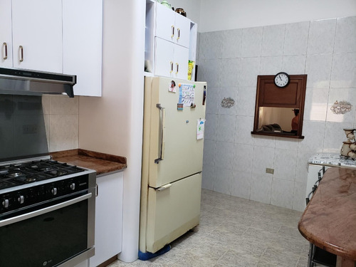 Altamira Excelente Ubicación Casa Con Anexos Independientes Espectacular Terreno 17 Puestos De Estacionamientos Amplio Jardín