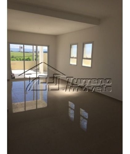 Imagem 1 de 15 de Linda Casa Em Condomínio Fechado Com 3 Suítes