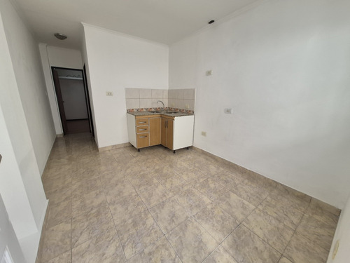 Depto 2 Amb Merlo Centro