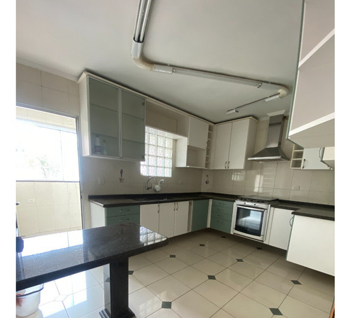 Apartamento Alto Padrão 1 Suíte + 2 Quartos.