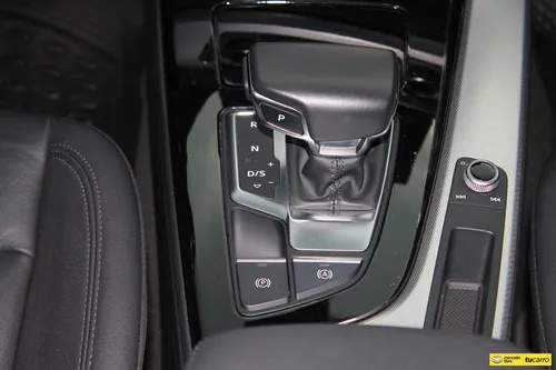 Audi A4 40 TFSI MHEV Edition One S-Tronic Hybrid