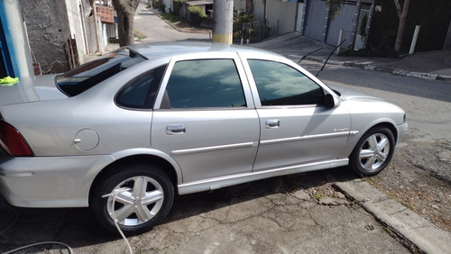 Imagem 7 de 10 de Chevrolet Vectra 2005 2.0 Expression 4p