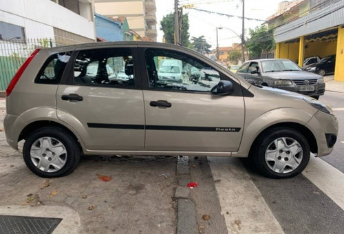 Imagem 7 de 12 de Ford Fiesta 1.6 Mpi Class Hatch 8v Flex 4p Manual