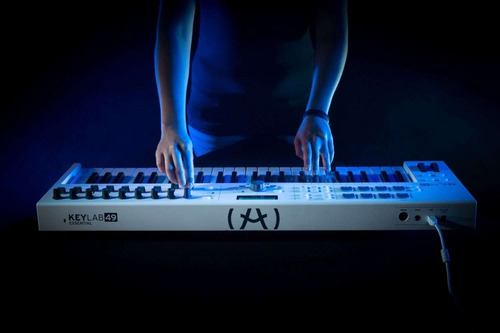 Controlador Arturia Keylab Essential49