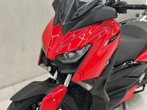 X Max 250 Abs