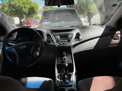 Hyundai Elantra 1.8 Gls Premium At