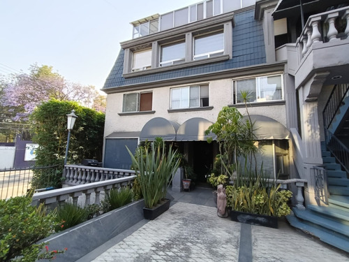 Casa Seminueva Ideal Para Usted Iluminada,roof Garden Y Excelente Ubicación