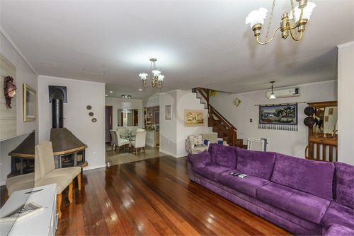 Imagem 3 de 19 de Casa, Estilo Sobrado,peças Amplas, Lareira, Churrasqueira, Lavabo, 3 Vagas - Reo485551