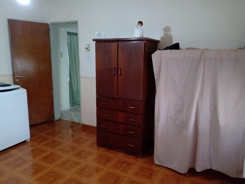 Imagen 8 de 17 de Casa Dos Dormitorios Zona Sur