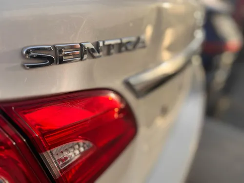 Nissan Sentra 1.8 Sense Mt
