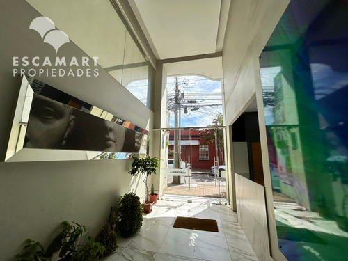 Box Dental En Calle Bueras Esquina Mujica, Rancagua