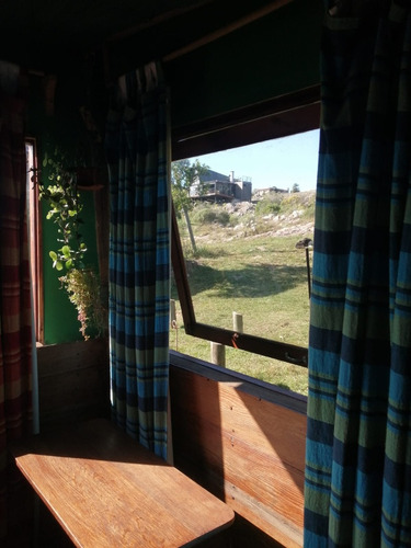 Cabaña En Villa Serrana El Refugio