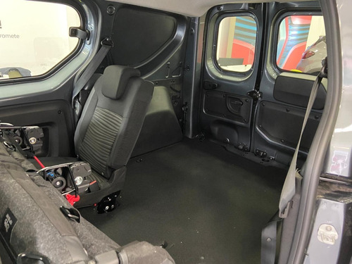 Imagen 20 de 24 de Renault Kangoo Express Confort 5a (mb)