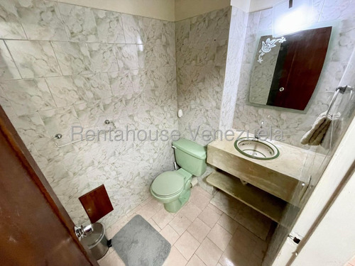 Hermoso Apartamento En Venta En Una De Las Zonas Mas Concurridas Al Este De La Ciudad,urb Club Hipico Las Trinitarias Barquisimeto - M -c -t- #// Monica Carrasquel, Rah Centro Occidente /*# Oportunida
