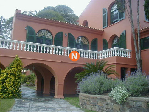 Casa En Venta, Solanas, Punta Ballena, 7 Dormitorios.- Ref: 205650