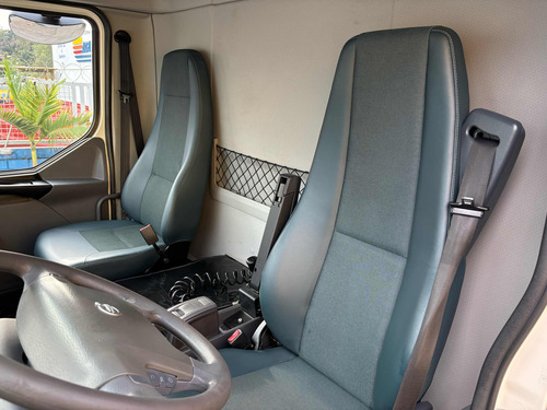 Volvo Vm 330 6x4 Ano 2022 Automático Com Báscula De 16m3