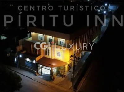 Hotel y resort en venta