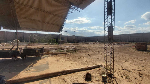 Imagen 24 de 27 de Galpón · Alquiler · 7.000 M2 · Dos Galpones · Oficina · Heras