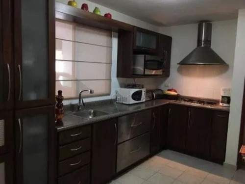 Imagen 4 de 7 de Casa Sola En Venta La Rioja Privada Residencial