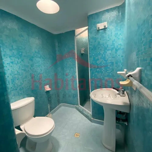 Casa En Venta En Medellín - Los Colores Cod 68704