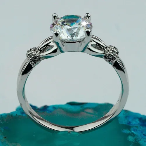 Anillo de outlet compromiso antiguo