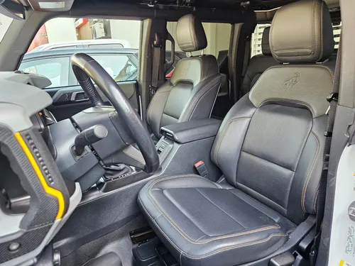Ford Bronco BADLANDS V6