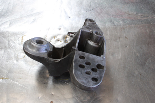 Soporte Motor Delantero Izq Audi A4 2004 1.8 8e0199351 K3320 (Usado)