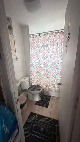 Depto En Venta, Segundo Piso, Excelente Ubicación, Macul.